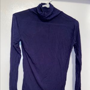 Iong sleeve turtle neck